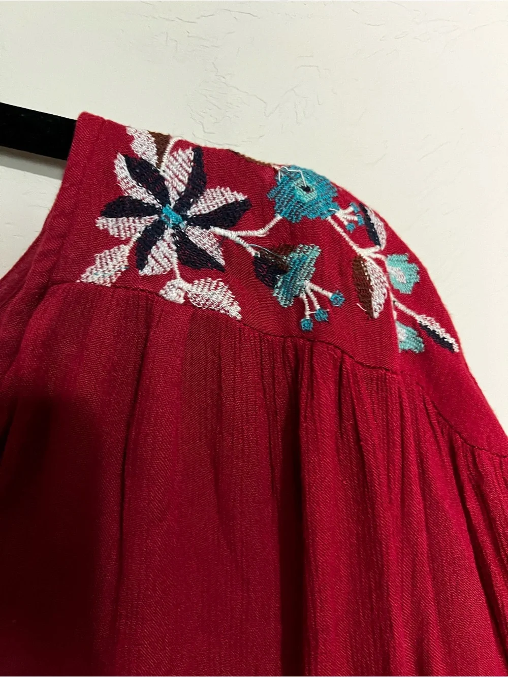Free People Te‎ Amo Red Blue Floral Embroidered V Neck Babydoll Mini Dress